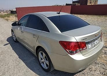 Продажа авто: Chevrolet Cruze sedan - Kuzov: sedan, qızılı/metalik rəng - — 4