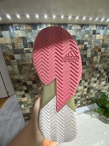 Женская обувь: Adidas Adizero Ubersonic qadın tennis ayaqqabısı - Rəng — 4