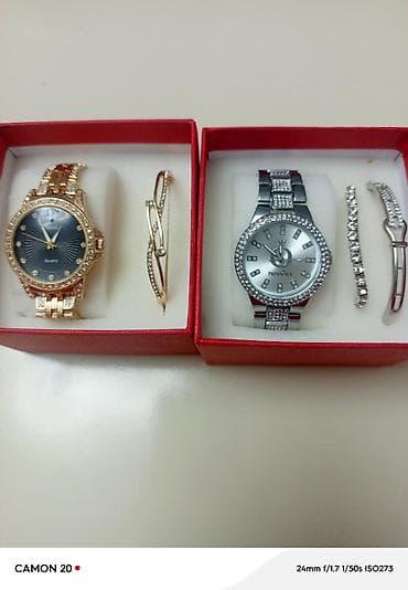 Yeni, Klassik Saat dəsti