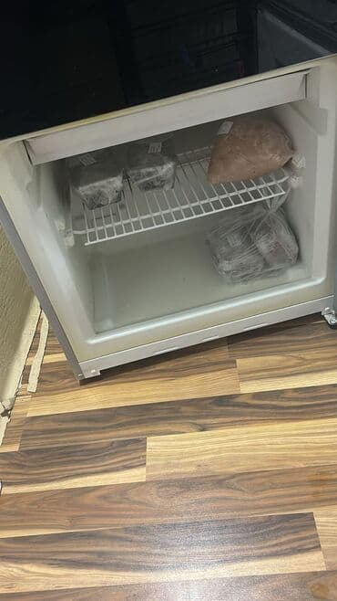 soyuducu gence: Ünvan Gəncə prospekti — 3