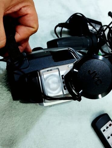 jvc maqnitola: "" Video komera JVC 700 x "". ( İşlək vəziyyətdədir. Demək olar ki — 5