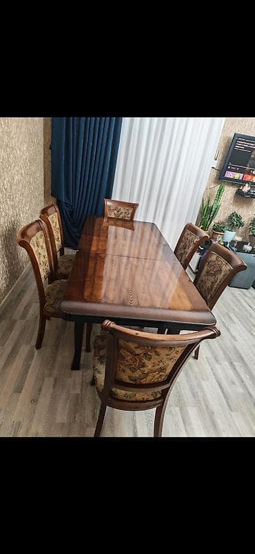 carpayı dəsti: *220₼ MASA desti :-TƏCİLİ SATILIR‼️* 6oturacağı var UNVAN:-hovsan — 1
