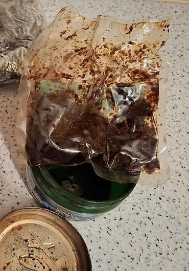 gelyanlar: Qəlyan tütünü. Bir bankası 20 azn. Tütün biraz istifadə edilib — 4