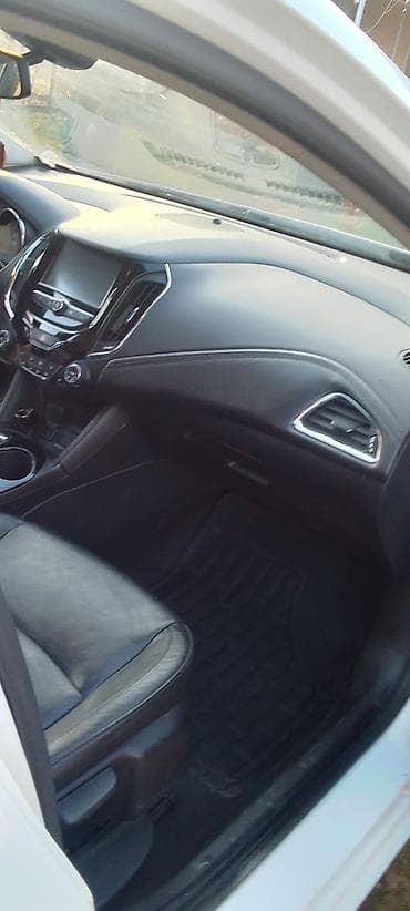 vaz 2106 qapıları: Chevrolet Cruze: 1.4 l | 160 km Sedan — 7