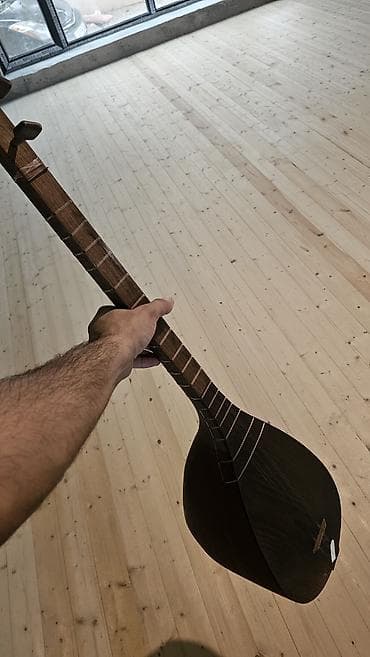 Saz: Saz (bağlama) – əl işidir, lazim olmadigi ucun satilir unvan Gence — 3