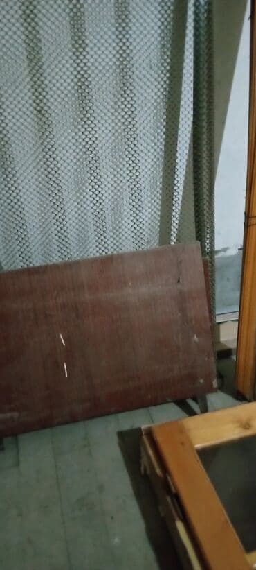 pencere kilidi: Şüşəli taxta qapılar - Material: təbii ağac (çərçivə və doldurma — 3