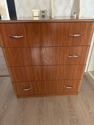 qoz sındıran: İşlənmiş, Güzgüsüz — 1