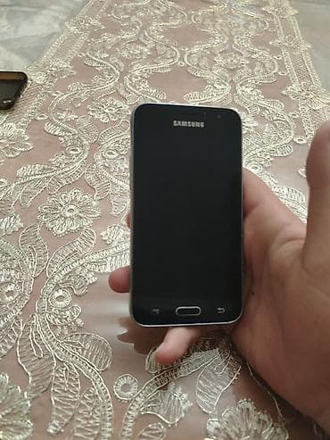 a50 ekranı: Samsung Galaxy J1 2016, 16 GB, rəng - Qara, İki sim kartlı — 2