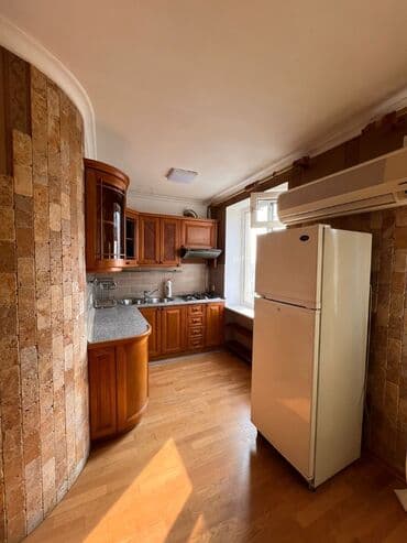 binə atçiliq: Xətai metrosuna 7-8 deq məsafede, bulvara 5 deq, Zəfər parkinin — 2