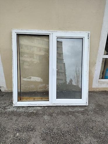 İşlənmiş İkiqat şüşə paketi Plastik pəncərə, Еni: 144 sm, Uzunluğu: 142 sm — 1