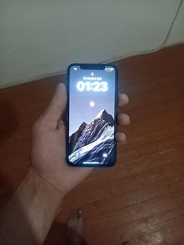 philips xenium 9@9d: IPhone Xs, 64 GB, Qara, Qırıq — 3