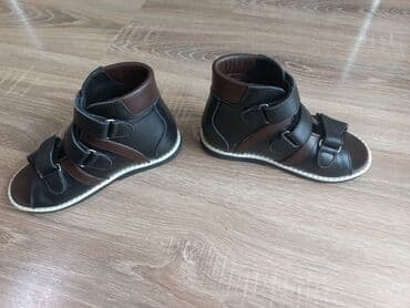 supinatorlu uşaq səndəlləri: Uşaq üçün ortopedik sandal cütü - Model: yüksək boğazlı, açıq burunlu — 1