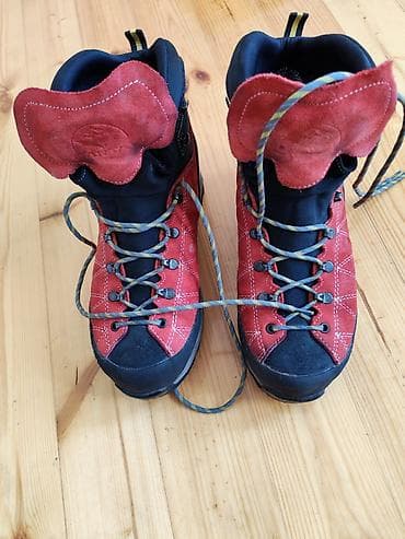 Qartal alpinizm/dağçılıq çəkmələri. 43 ölçü ayağa uyğundur