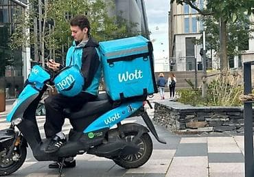 Moto-kuryer tələb olunur, Gündəlik ödəniş, 1-2 illik təcrübə