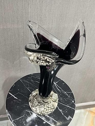 Vazalar: Bir vaza — 2