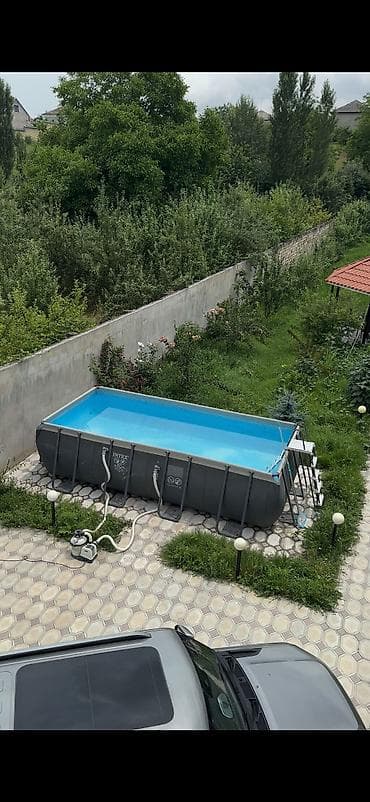 300 kv. m, 5 otaqlı, Hovuzlu