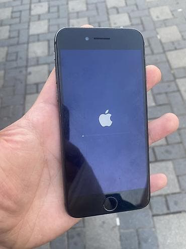 2.el telefon iphone: IPhone 8, 64 GB — 3