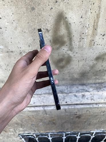 iphone 8s plus: IPhone 12 Pro Max, 256 GB, Gümüşü, Zəmanət, Barmaq izi, Simsiz şarj — 6