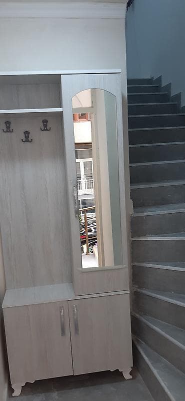 Yeni Yasamalda albalı uşaq baxçası ilə üzbəüz binada. Bütün — 2