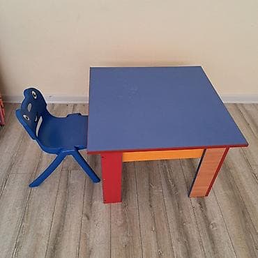 Masalar: Açılmayan, Kvadrat masa, 2 stul — 1