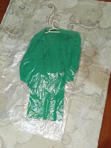 ust geyimləri: Kişilər üçün deyil, qadın üçün iki hissəli dəst Brend: KLEOPATRA — 8