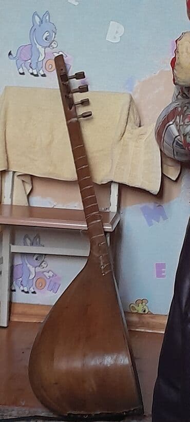 Velosiped ehtiyyat hissələri: Saz – milli simli musiqi aləti - Korpus: armud formalı, taxtadan — 1