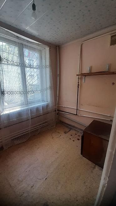 Menzil Bileceri qesebesinde Ploşadin ve 300 nomreli mektebin yaninda — 6