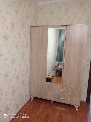 Yeni, Açılan, 3 qapılı Düz dolab, Dəhliz dolabı, Rusiya