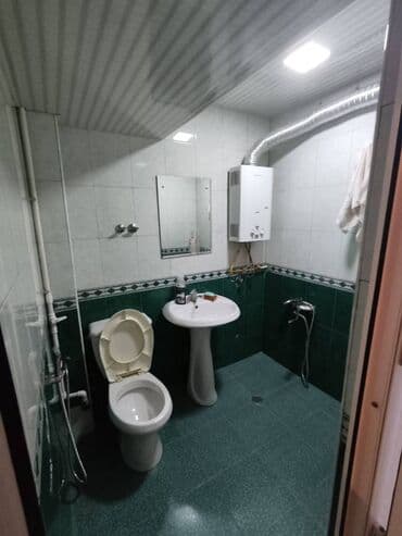 nerimanov metrosunda kiraye evler: Nizami rayonu,Neftçilər metrosu yaxınlığı,Heydər parkının yanı.5 — 7