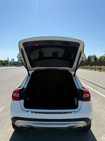 diffuser satisi: Mercedes-Benz GLA 250 İdel Vəziətdədi Vaxtı Vaxtnda Quluq Olunub Real — 7