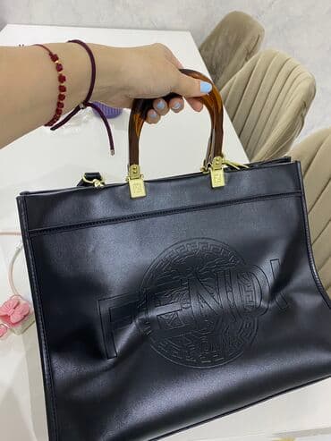 Qadın ayaqqabıları: Əl çantası, Fendi, Yeni — 2