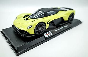 cd disk: Maisto brendindən kolleksiya üçün die-cast avtomobil modelləri — 3