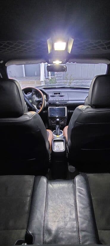 curuz: Land Rover Freelander – şəhər və off-road üçün çox yönlü kompakt SUV — 2