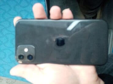 Apple iPhone: IPhone 11, 64 GB, Qara, Face ID — 4