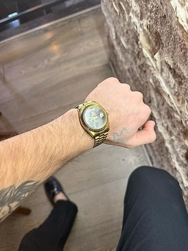 İşlənmiş, Qol saatı, Rolex, rəng - Qızılı