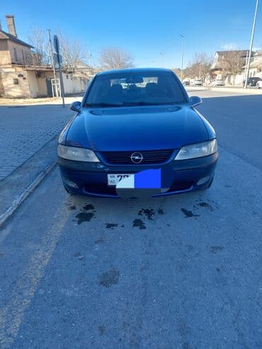 Audi: Opel vectira sedan - Kuzov: 4 qapılı sedan, göy rəng - Salon: parça — 5