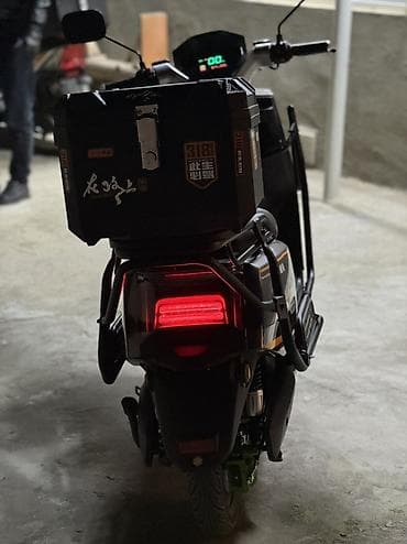 Мопеды, скутеры: 300 км — 3