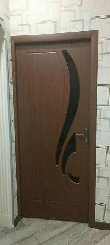 MDF/laminat interyer qapıları dəsti - Rəng: tünd qəhvəyi/taxta
