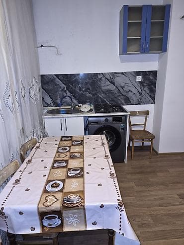 Içeri şeher metrosuna 3 deqiqeliy mesafede Tezebey Hamamin yaninda 1 — 5