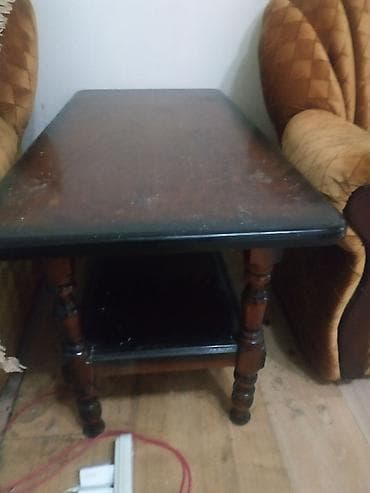 Mebel dəsti – klassik üslub - Üçlü divan: qəhvəyi rəng, yumşaq lalafo.az -da Mebel dəsti – klassik üslub - Üçlü divan: qəhvəyi rəng, yumşaq