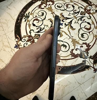 iphone 11 pro max 512: IPhone 16 Pro Max, 256 GB, Space Gray, Face ID — 3