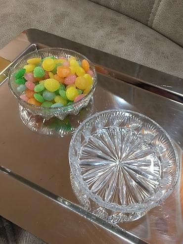 konfet qabı: Xrustal konfet qabı-2 əd. Çexiya, cütü 40 azn — 1