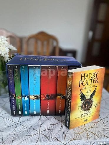 kitab seyf: Hogwarts sehrli dünyasına səyahət etmək istəyənlər və ya — 2