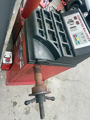 Təkər servisi üçün avadanlıq dəsti Tərkib: - Təkər sökmə-quraşdırma — 4