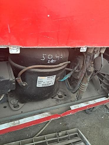 Оборудование для производства: Dondurma hecmi 500litrlik ela isleyir prablem yoxdu — 2