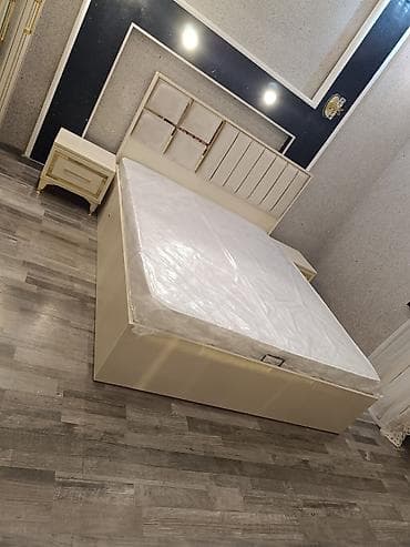 pol kraskasi: İkinəfərlik çarpayı, Dolab, Rusiya, Yeni — 2