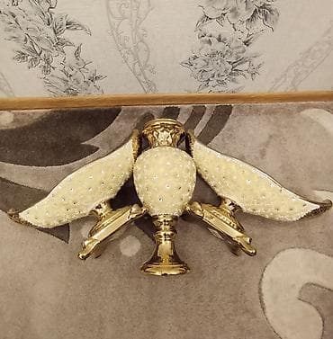 süni guller: Güldan desti.Teze kimidir.Hec bir prablemi yoxdur.3ü bir yerde — 4