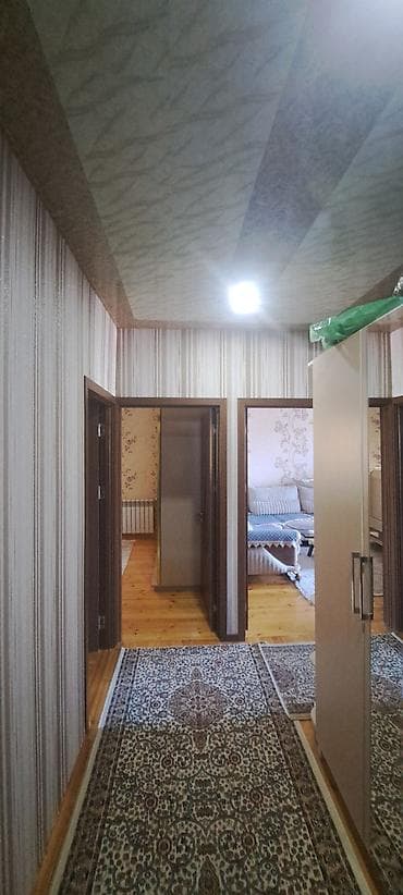 sadiq evler: Bakı, Qaraçuxur qəs., 3 otaqlı, Köhnə tikili, m. Neftçilər, 78 kv. m — 2