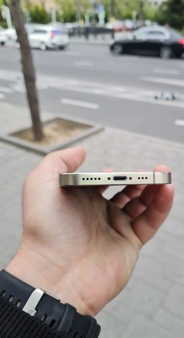 аккумулятор кредит: IPhone 14 Pro, 256 ГБ — 5