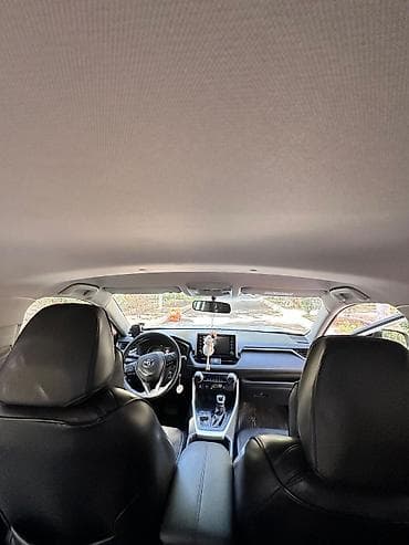 i30 disk: Toyota RAV4, ağ gövdə/qaranlıq (qara) dam və detallarla. Dinamik və — 10